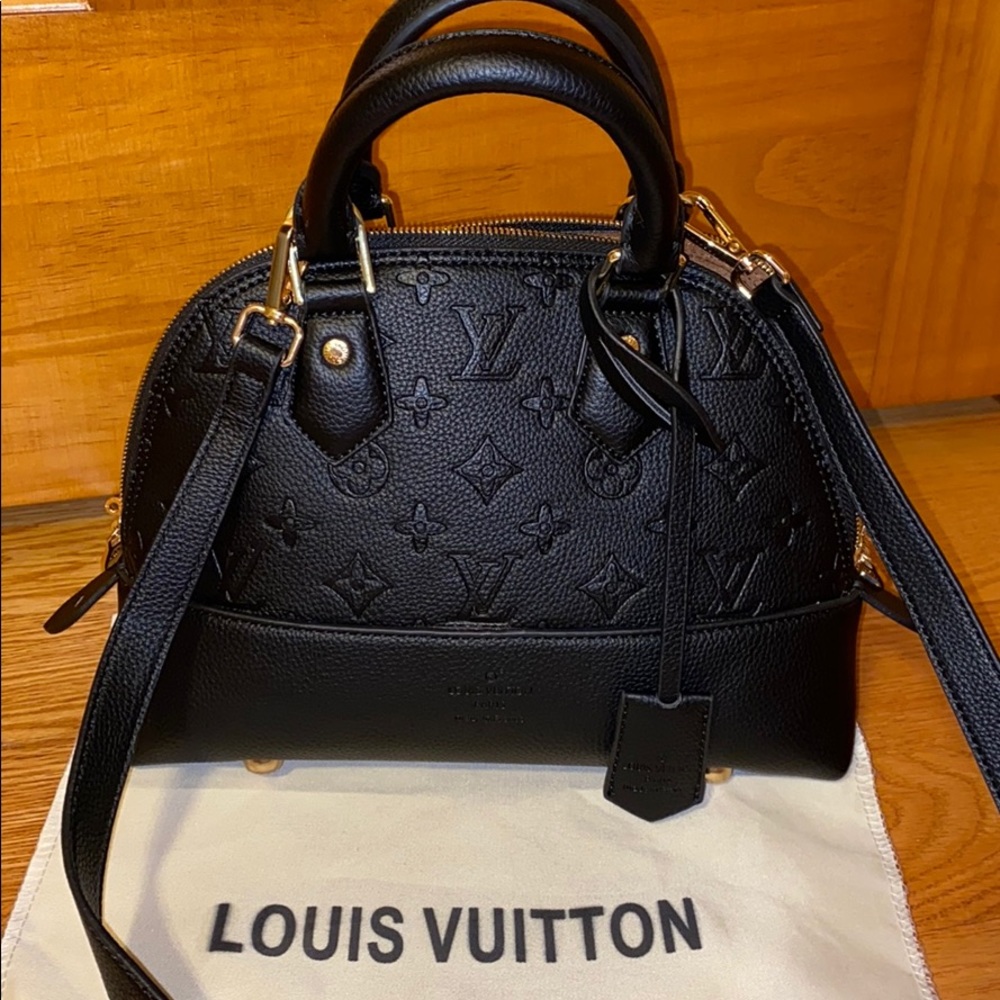 New black mini purse - Picture 1 of 3